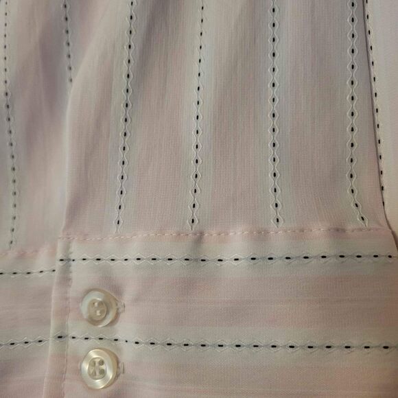 Women's Size 30/32 DCC Woman 3/4 sleeve pink and white zipper shirt - Picture 2 of 5